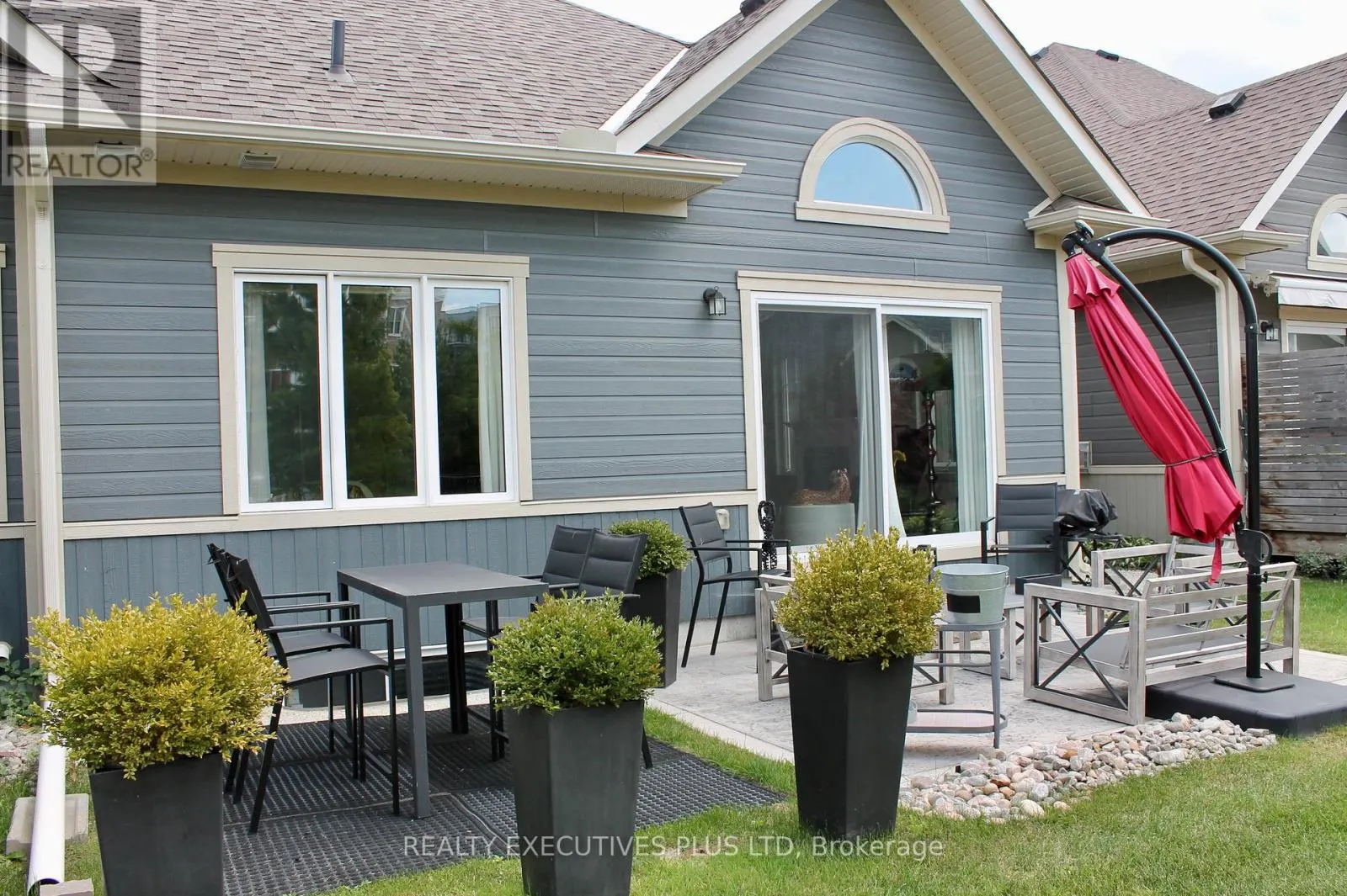 77 KARI CRESCENT