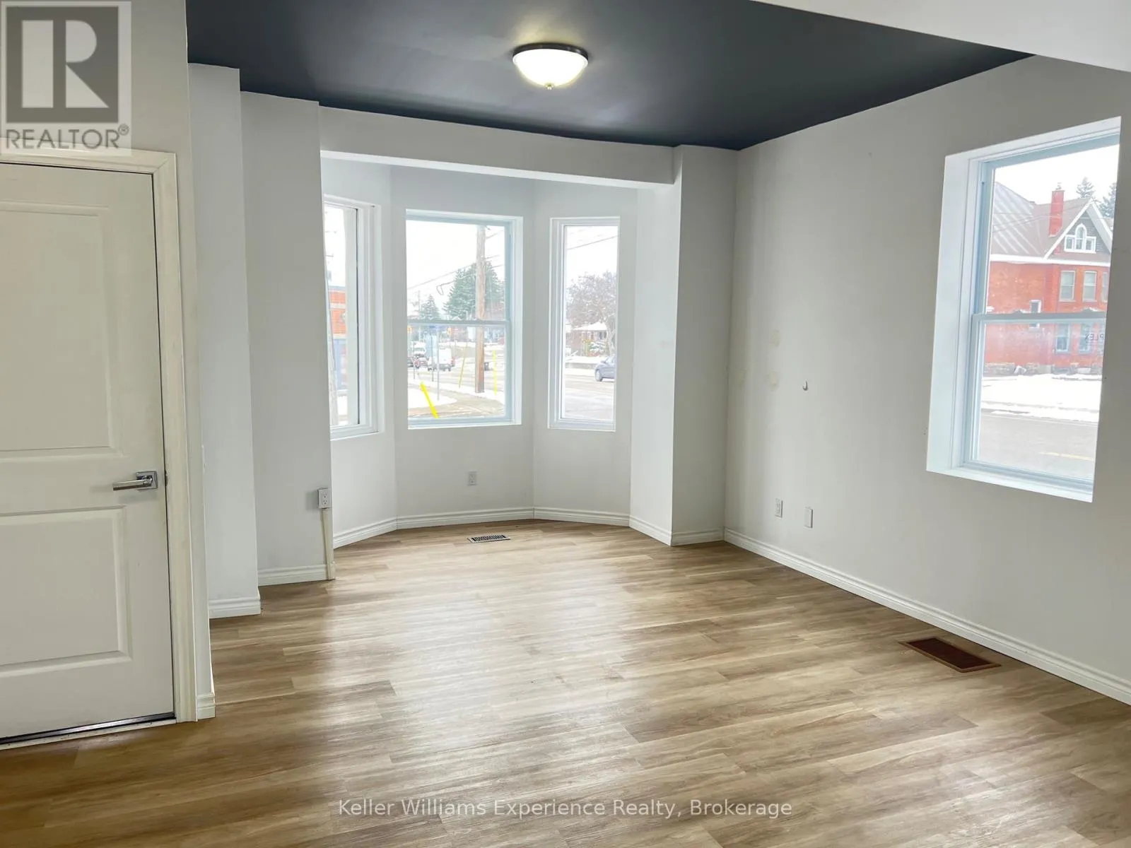 A - 366 FIRST STREET, #A