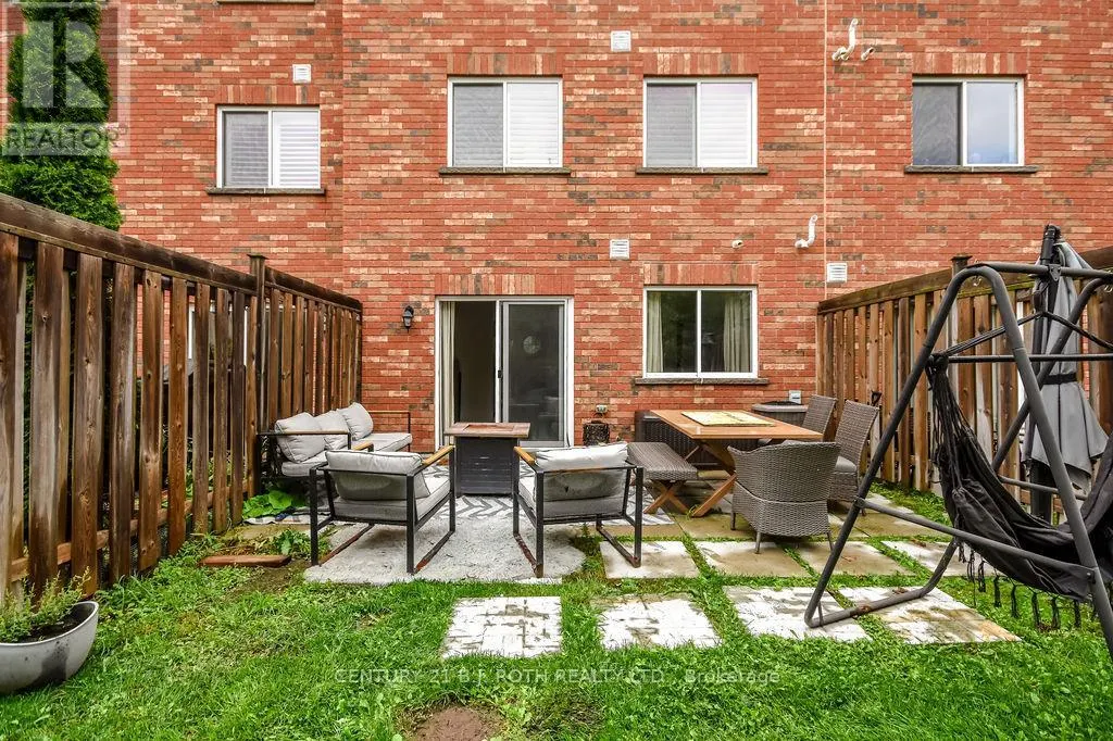 3 - 49 FERNDALE DRIVE S