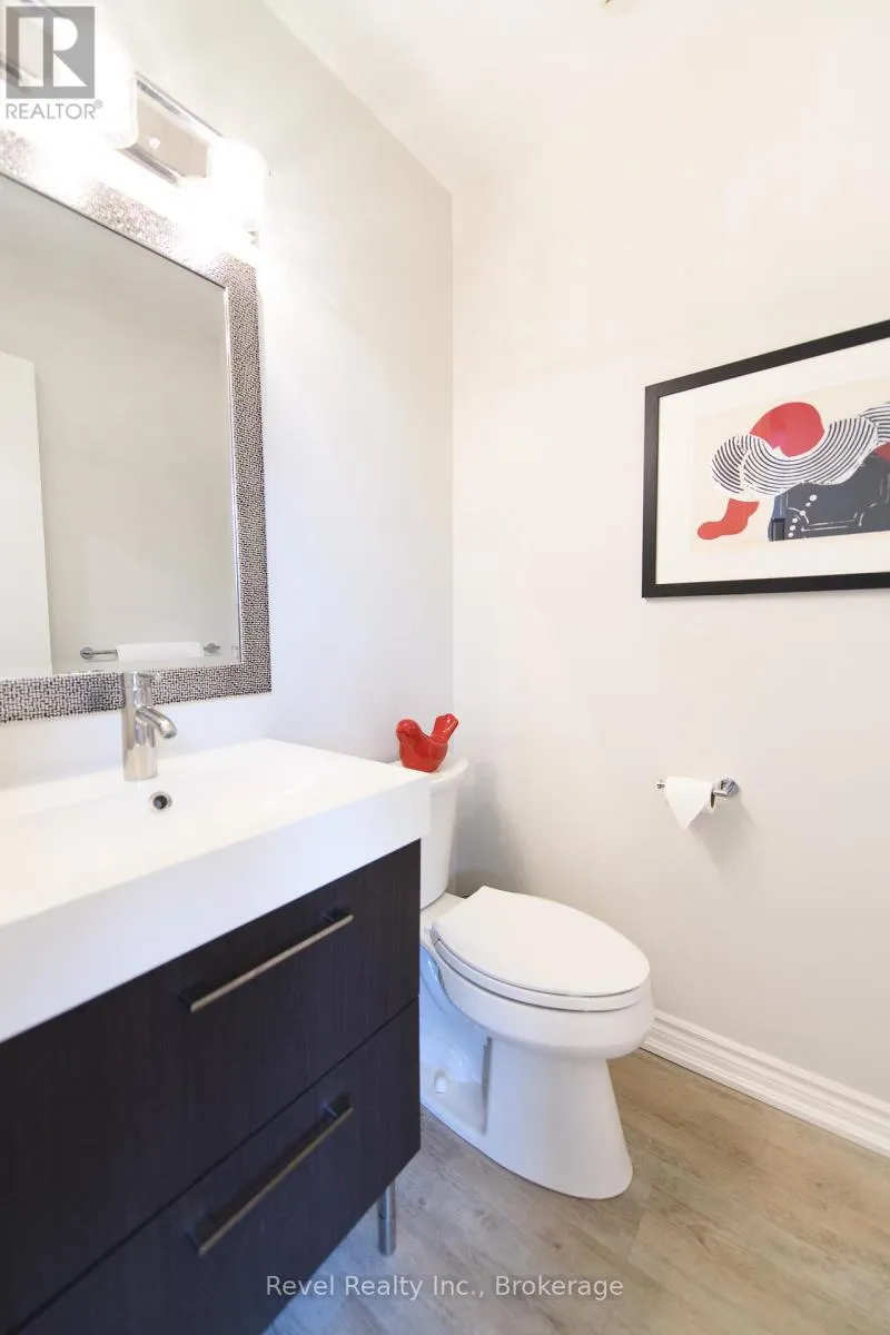 58 - 145 FAIRWAY CRESCENT, #58