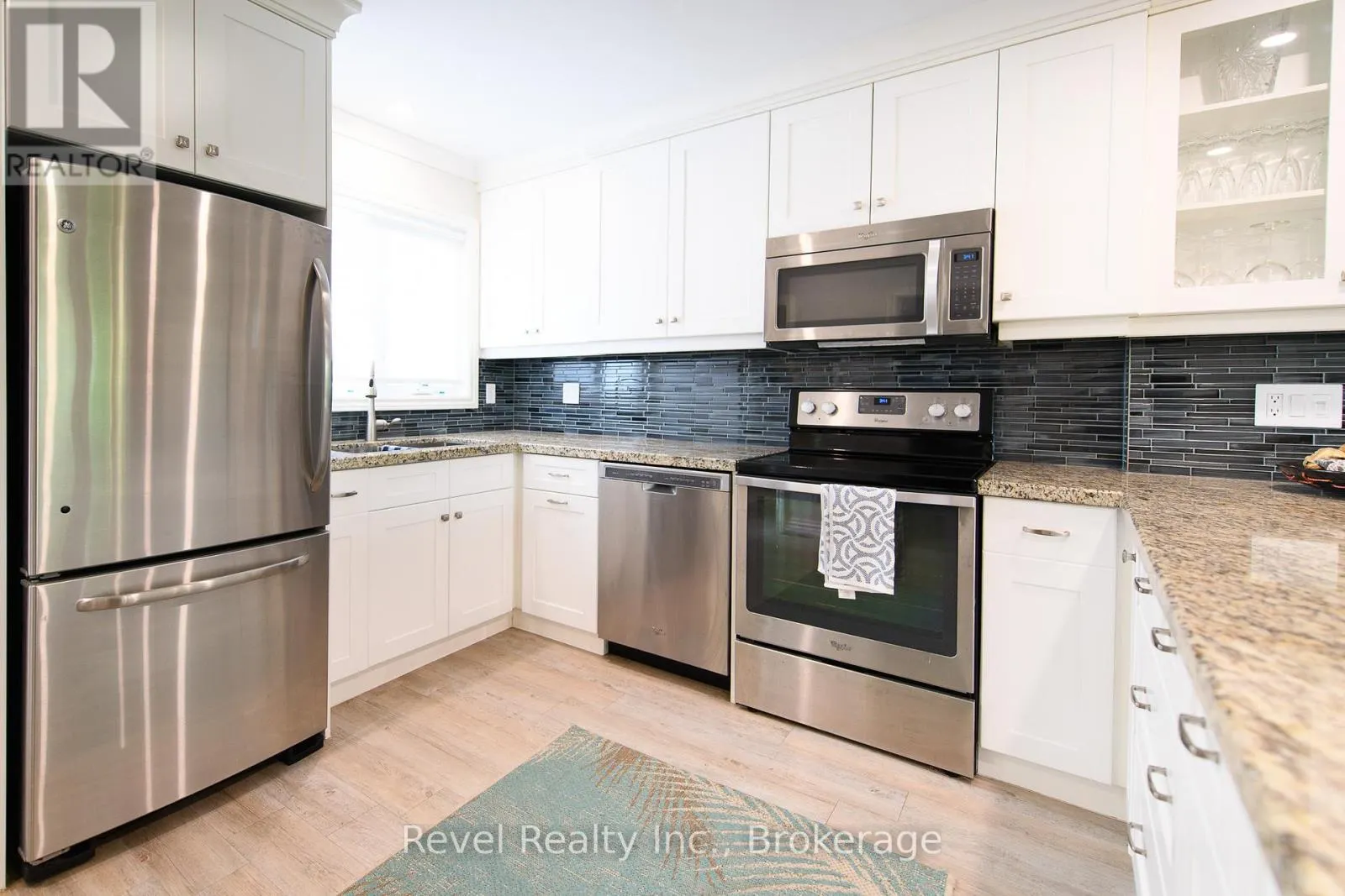 58 - 145 FAIRWAY CRESCENT, #58