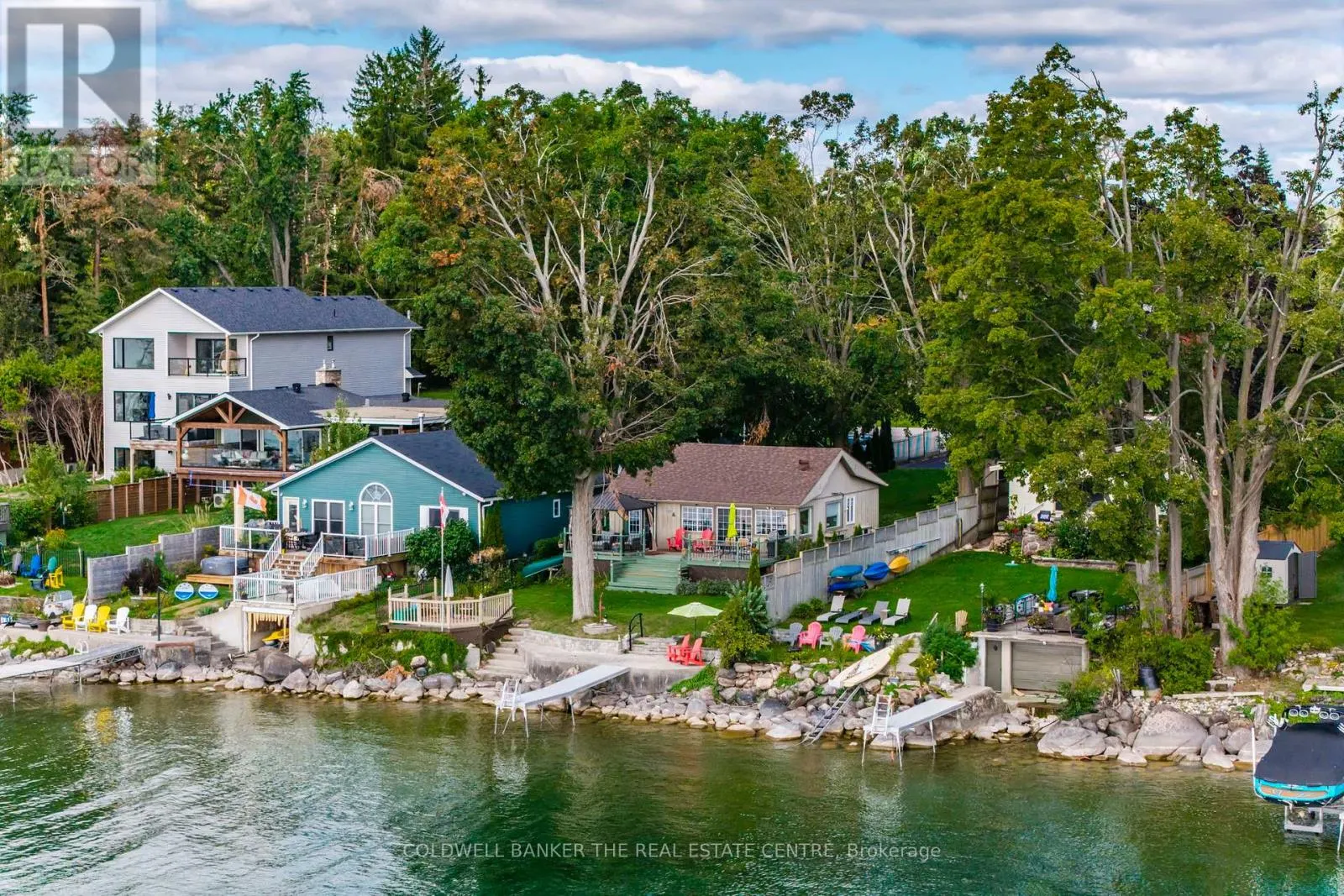 115 LAKESHORE ROAD W