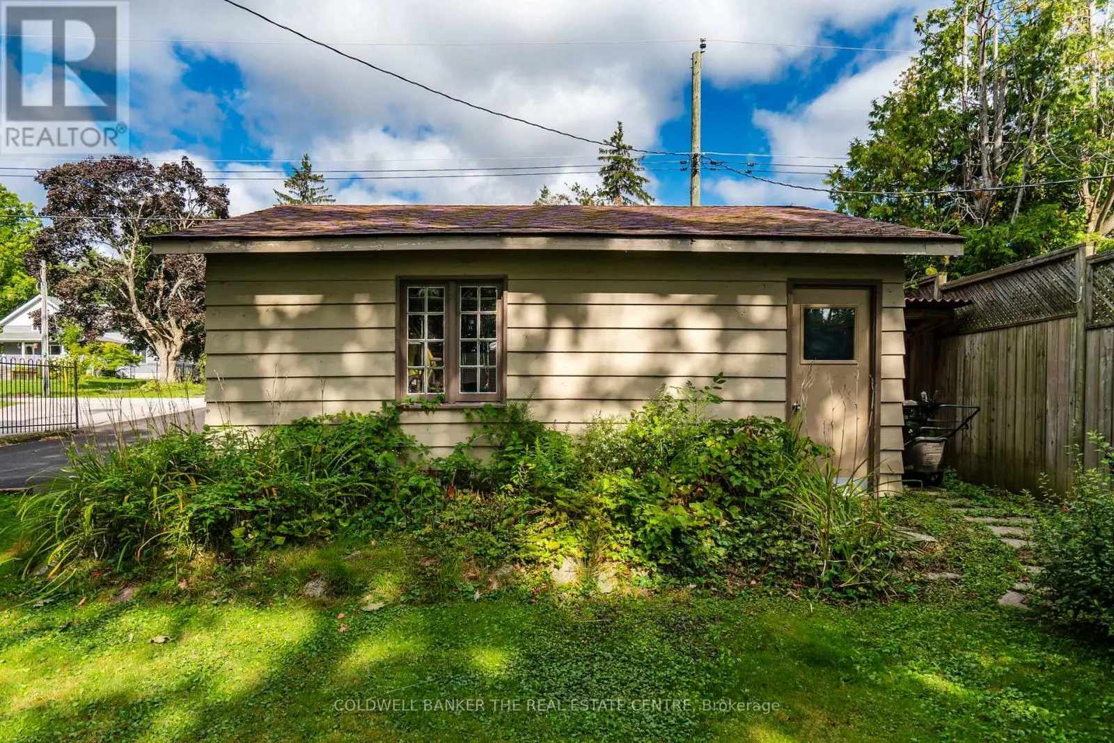 115 LAKESHORE ROAD W