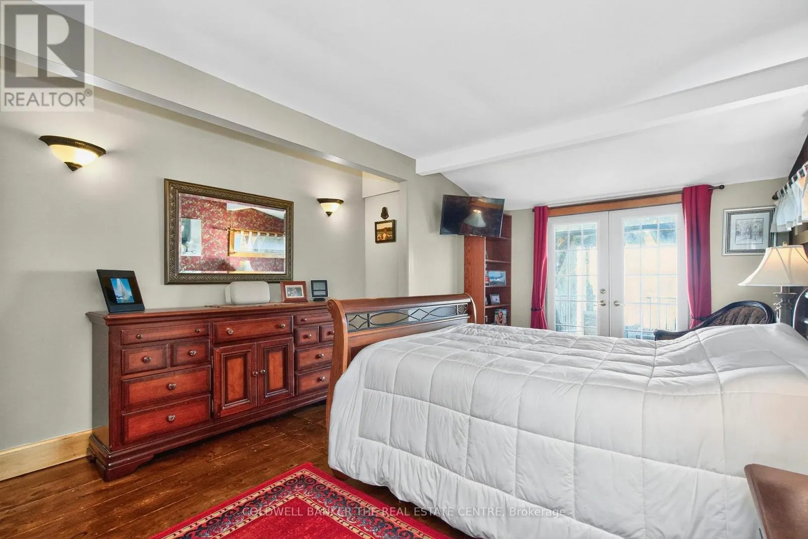 115 LAKESHORE ROAD W