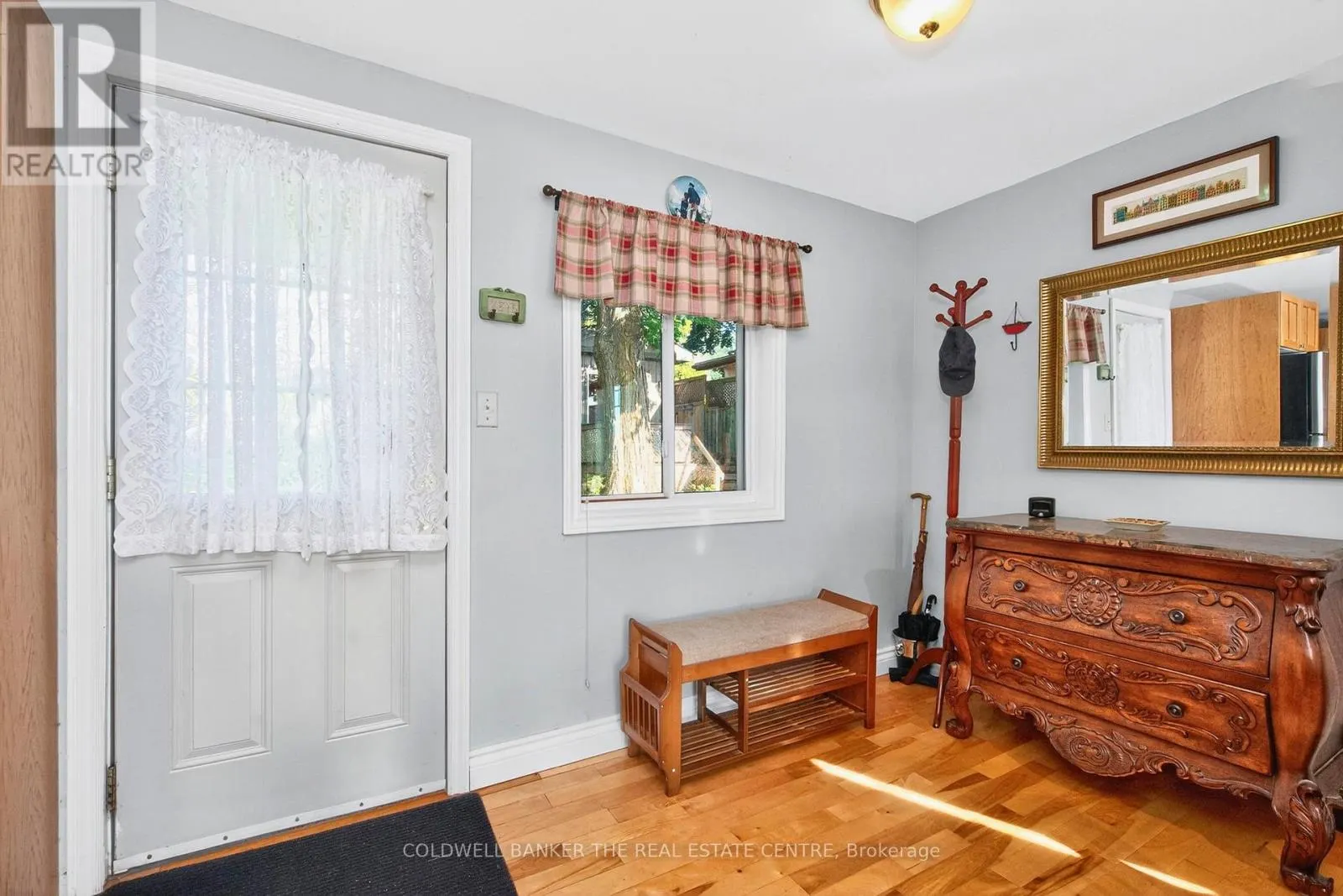 115 LAKESHORE ROAD W