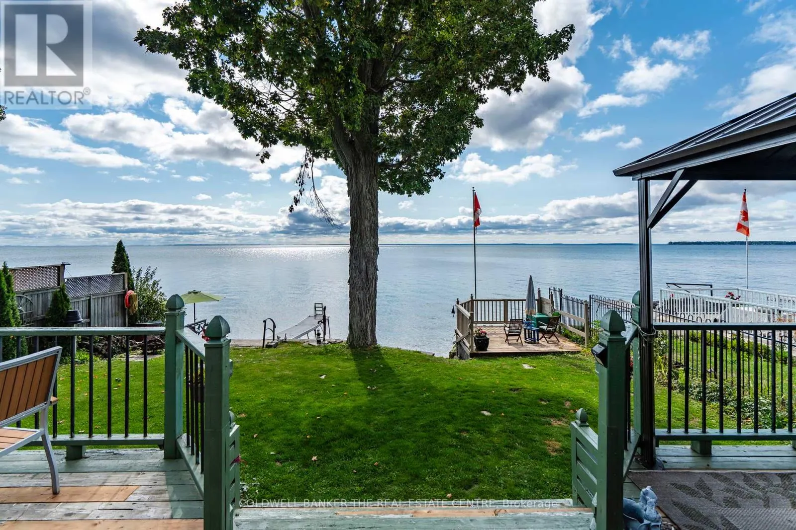 115 LAKESHORE ROAD W
