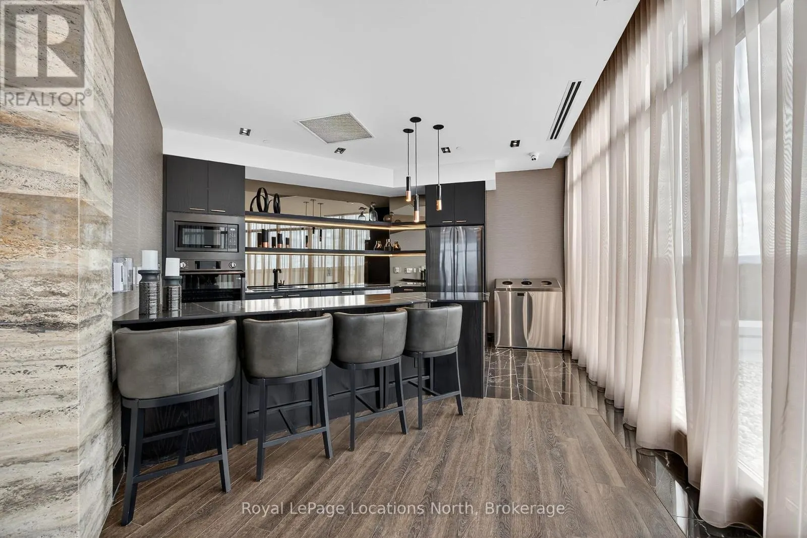 308 - 1 HUME STREET, #308