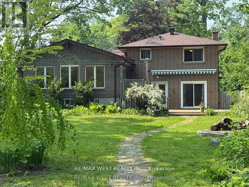 105 SHIRLEY AVENUE