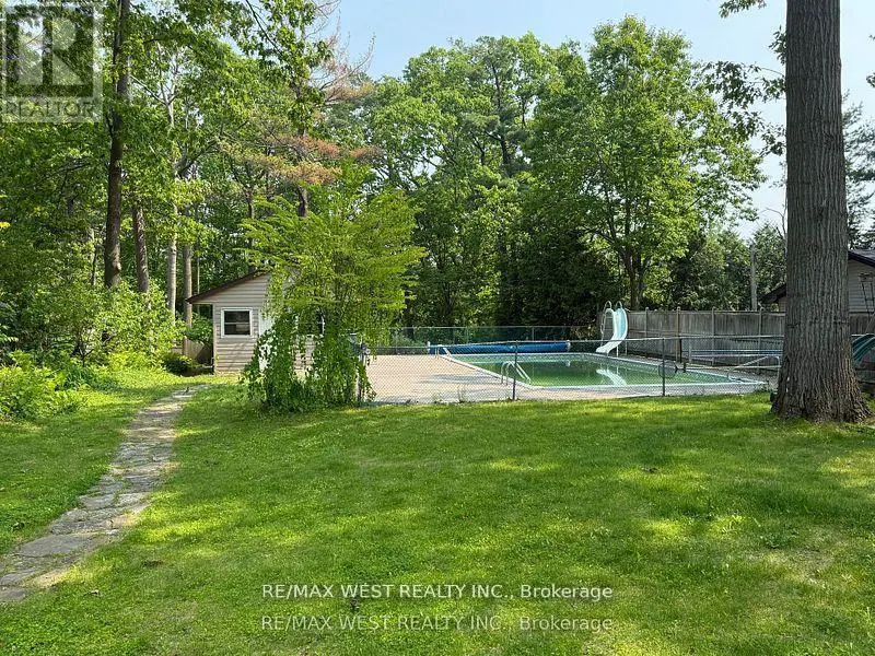 105 SHIRLEY AVENUE
