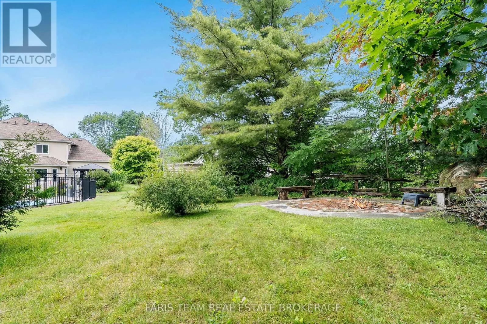 127 GOLDFINCH CRESCENT