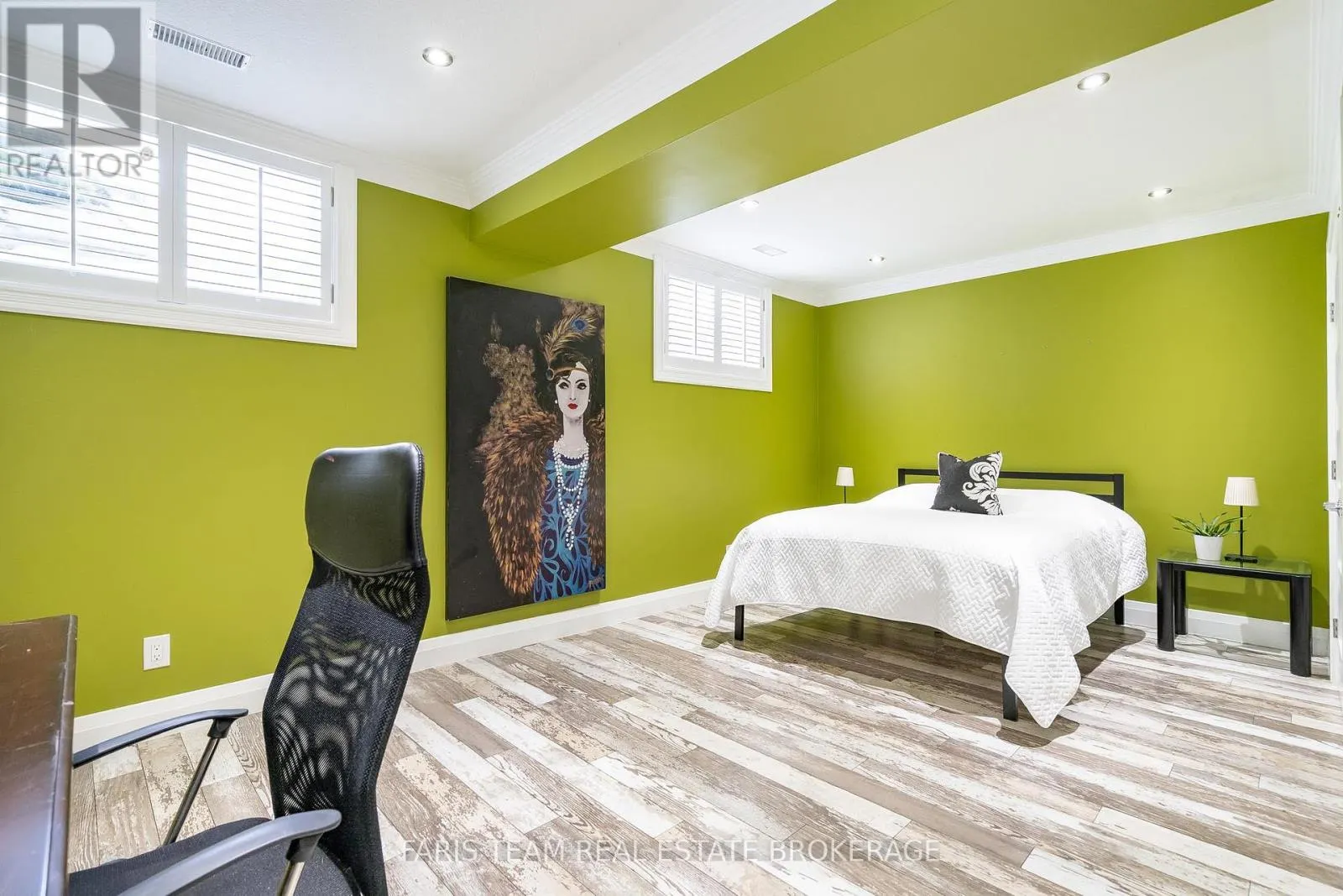 127 GOLDFINCH CRESCENT