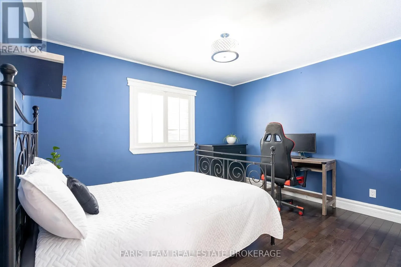 127 GOLDFINCH CRESCENT