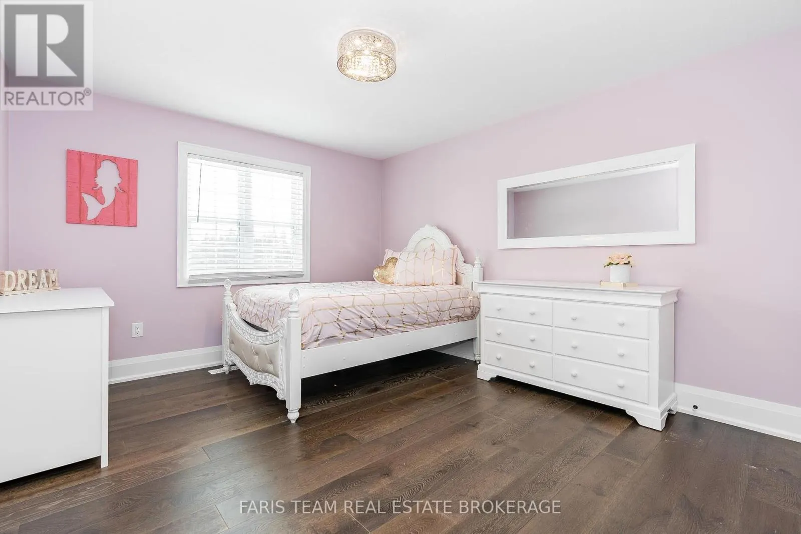 2448 STOCKDALE ROAD