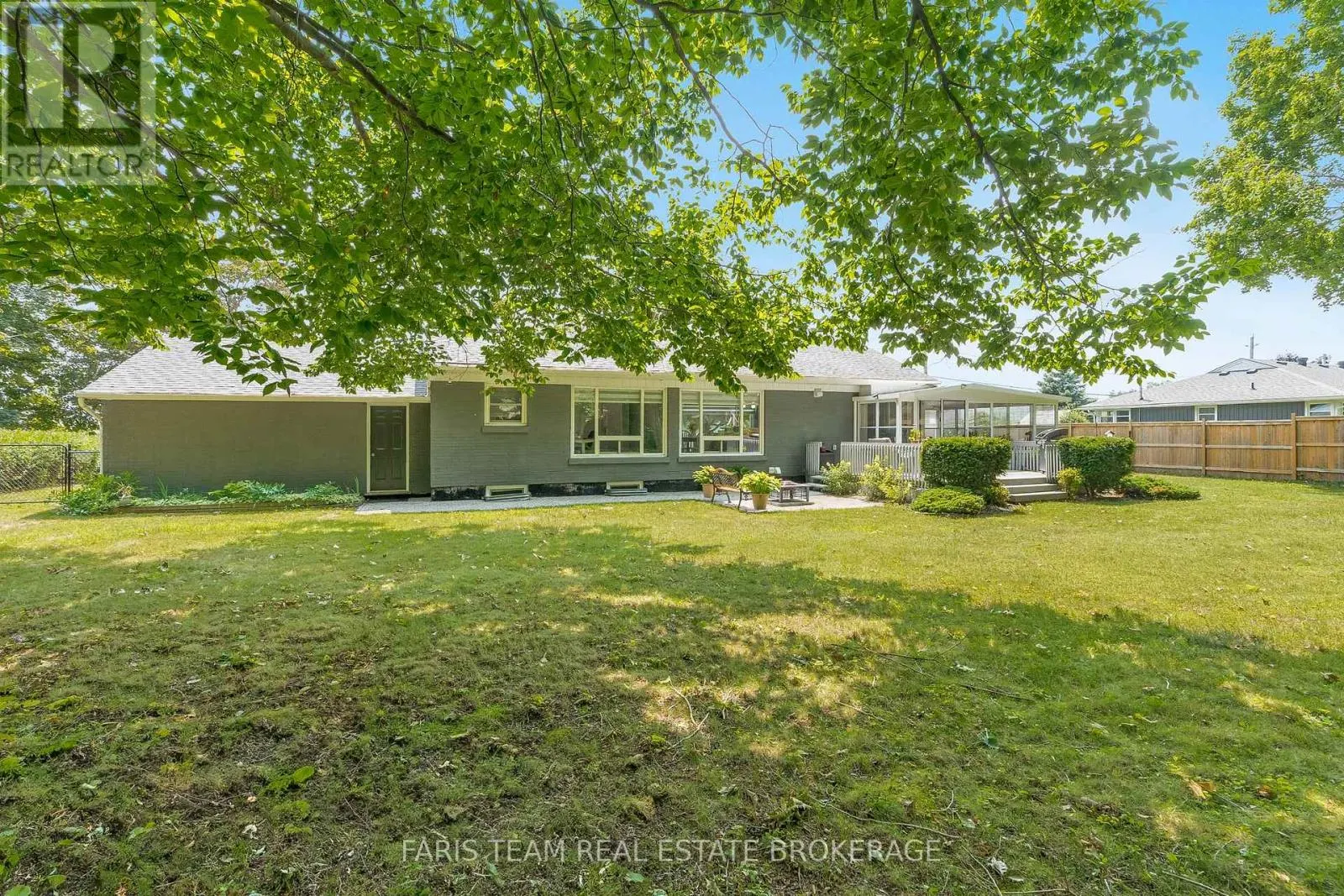 888 HUGEL AVENUE