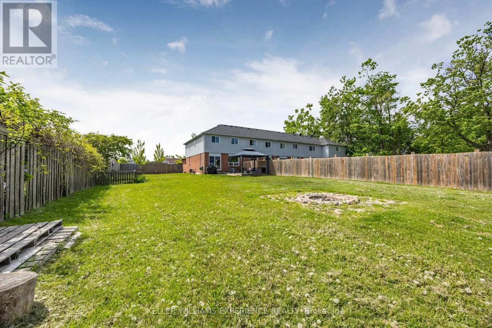 13 SUNSET PLACE