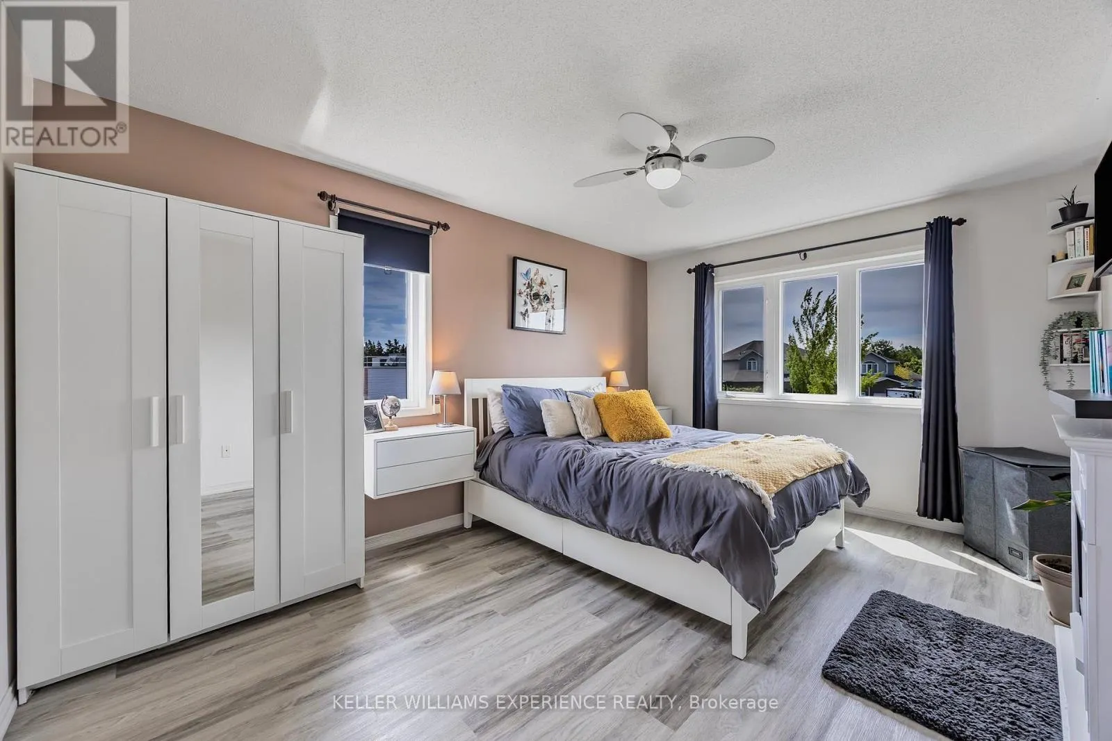 13 SUNSET PLACE