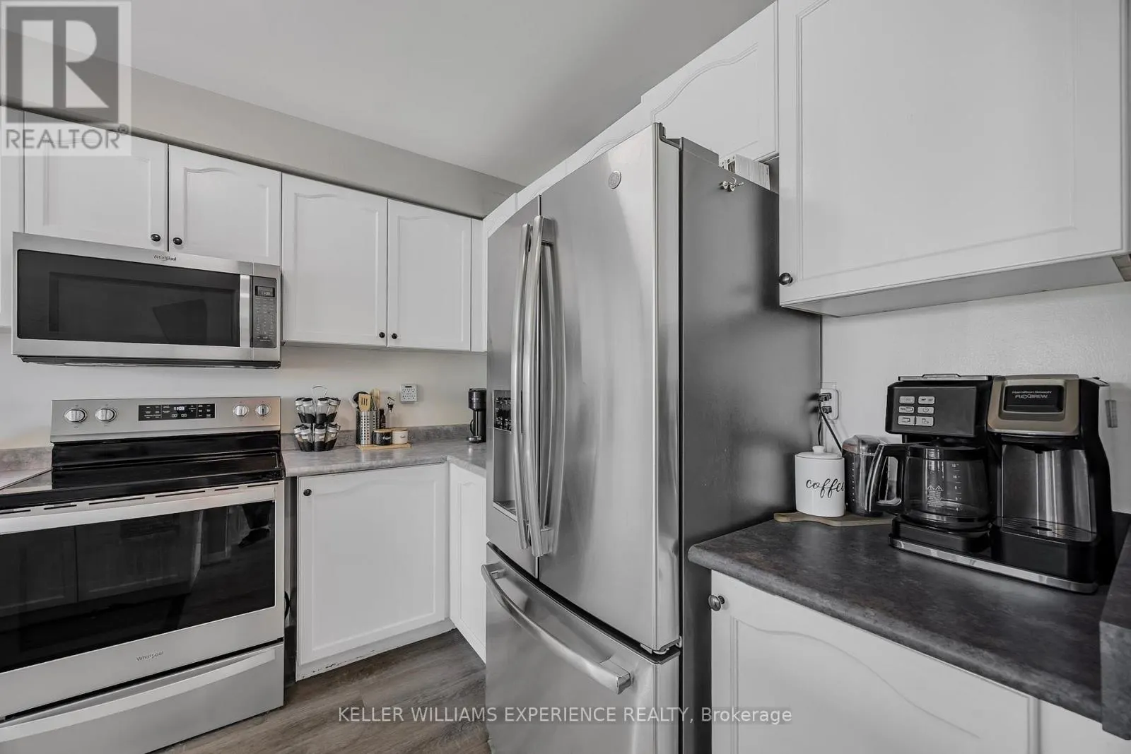 13 SUNSET PLACE