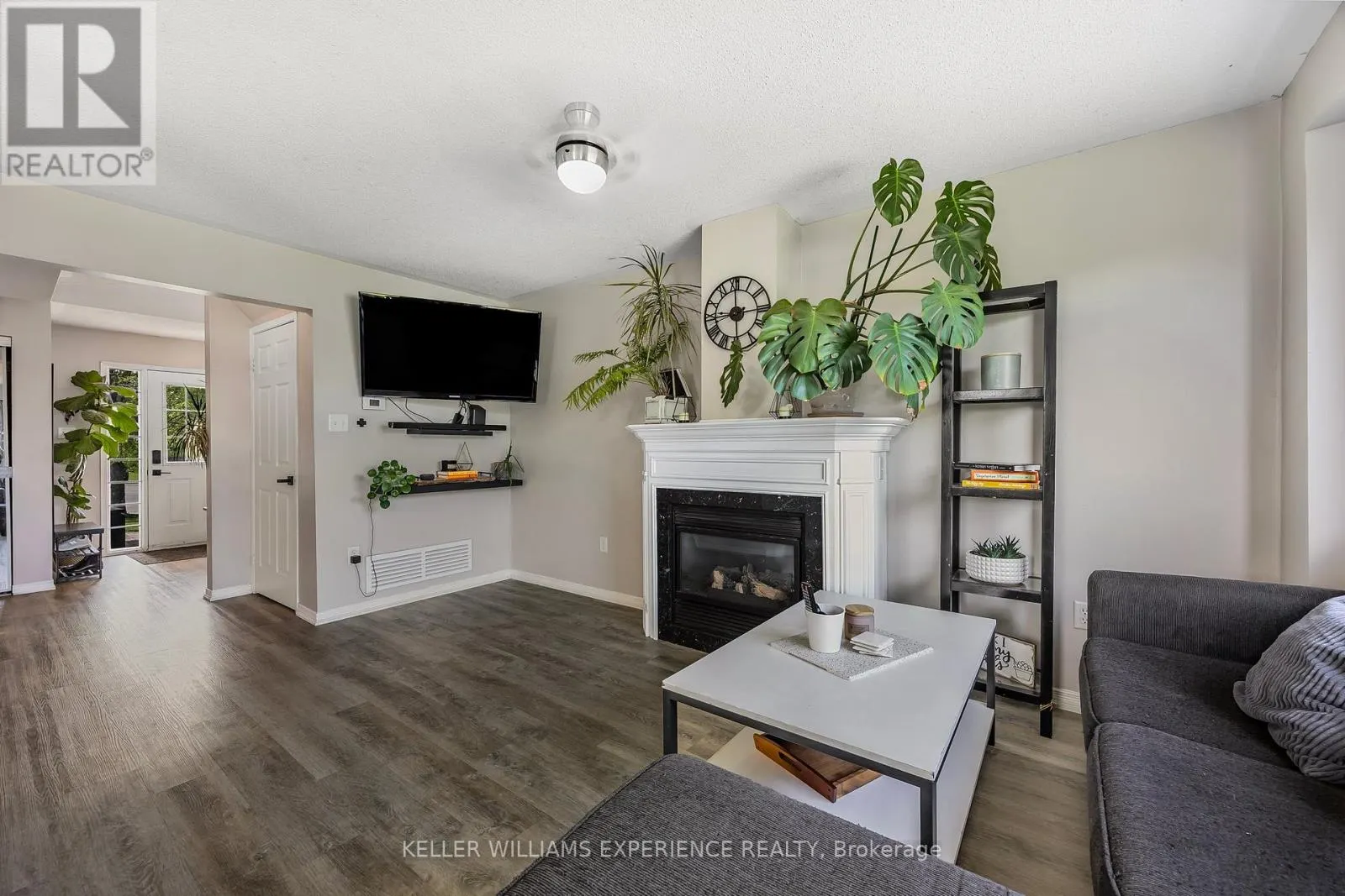 13 SUNSET PLACE