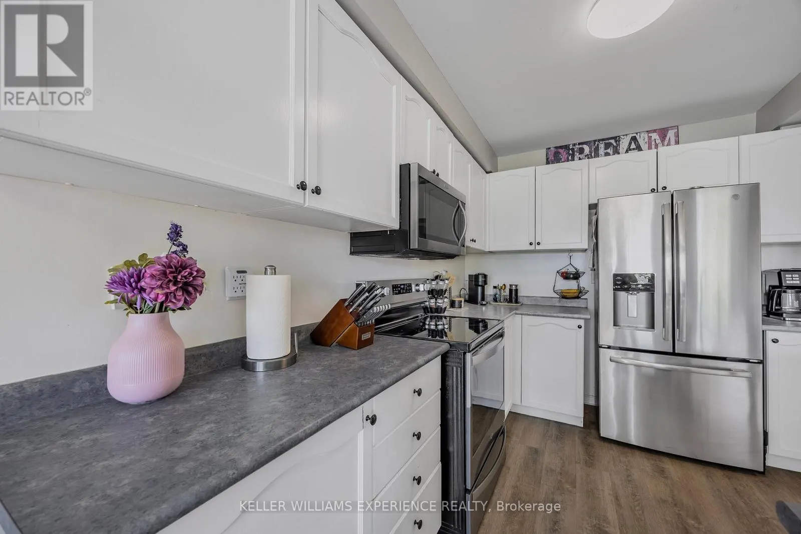 13 SUNSET PLACE