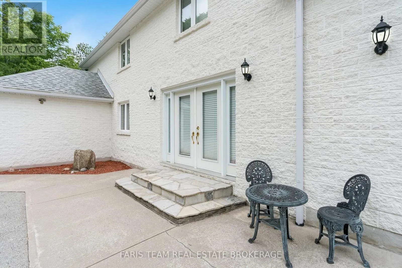 187 CHAMPLAIN ROAD