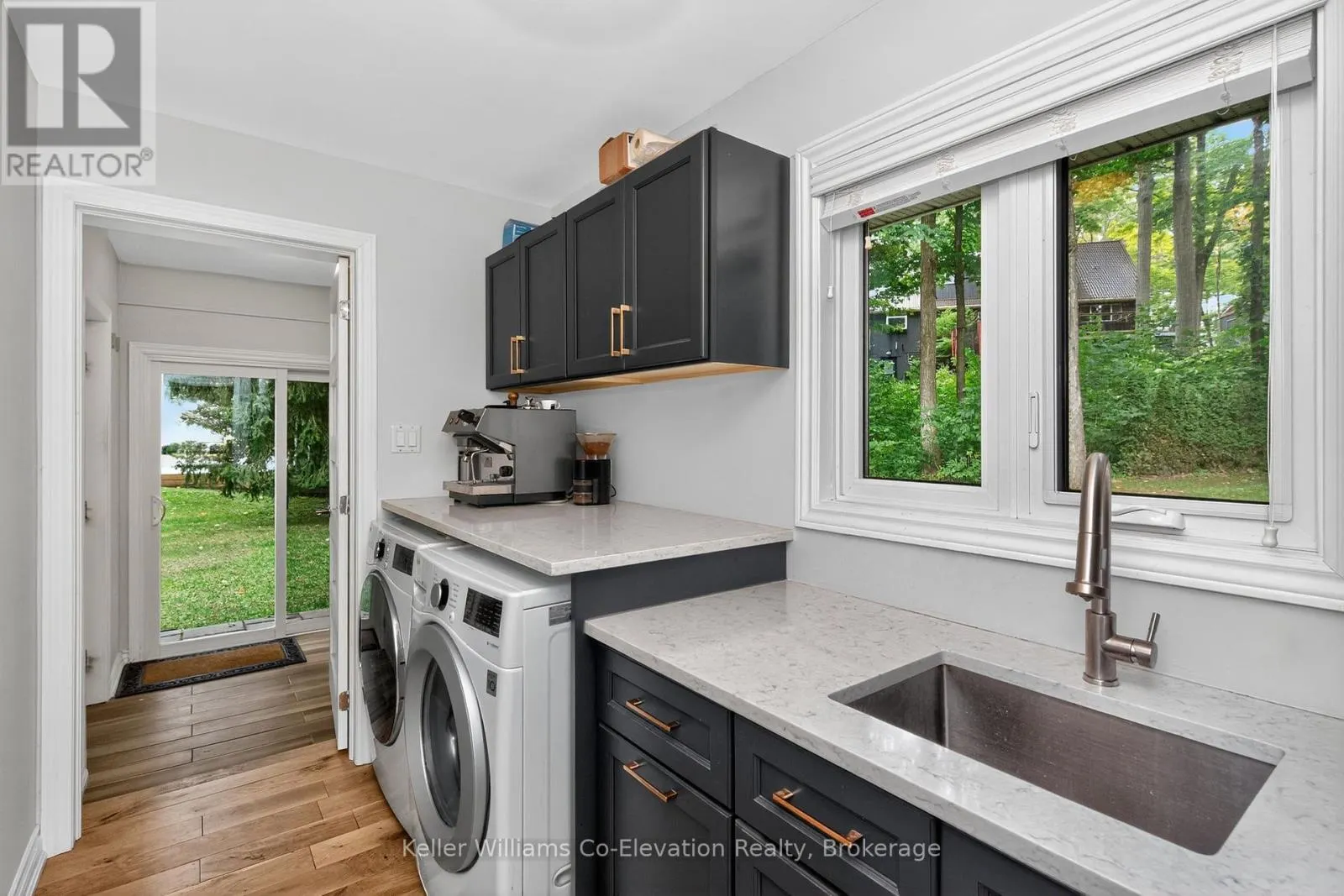 830 PORTAGE PARK LANE