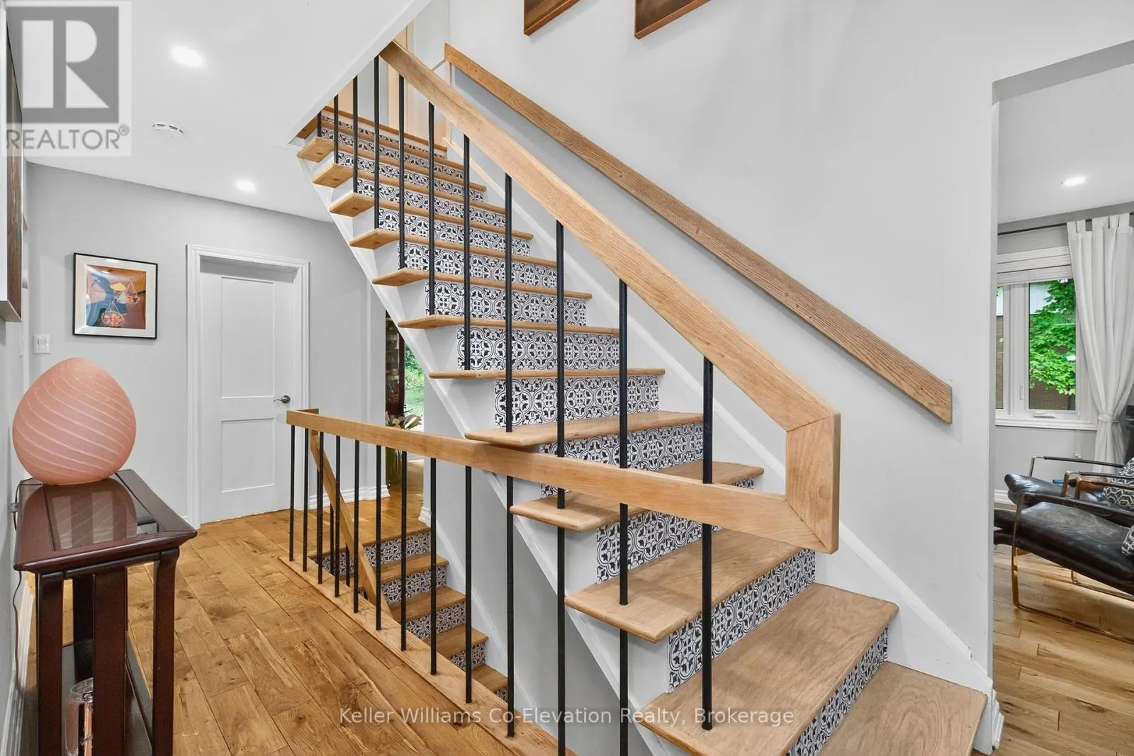 830 PORTAGE PARK LANE