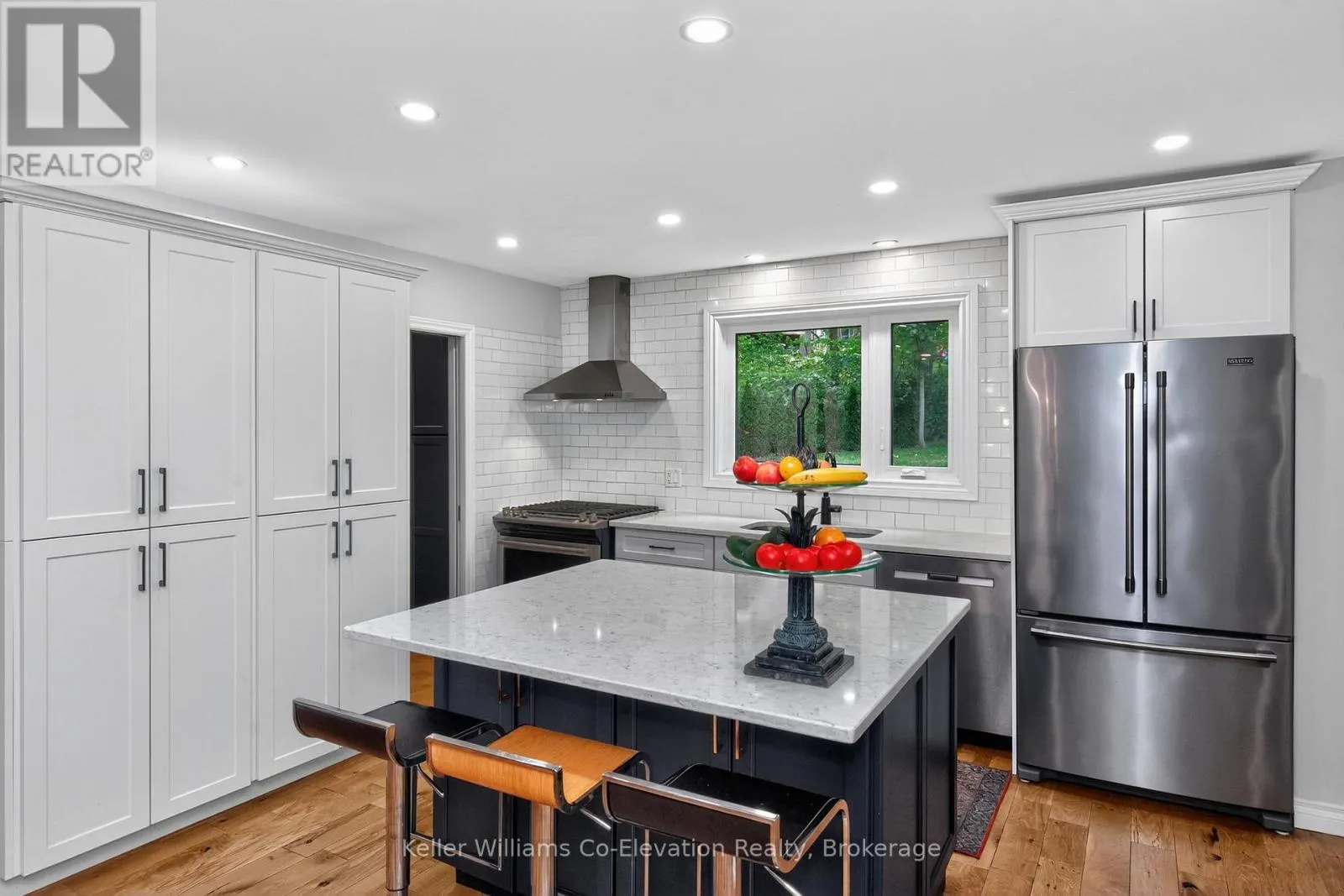 830 PORTAGE PARK LANE