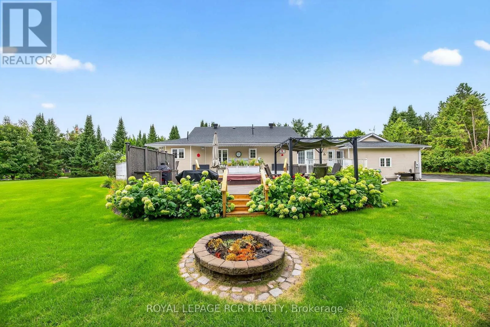 3 NEVIS RIDGE DRIVE