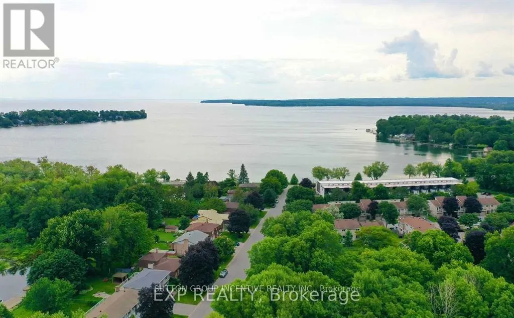 36 - 12 LANKIN BOULEVARD