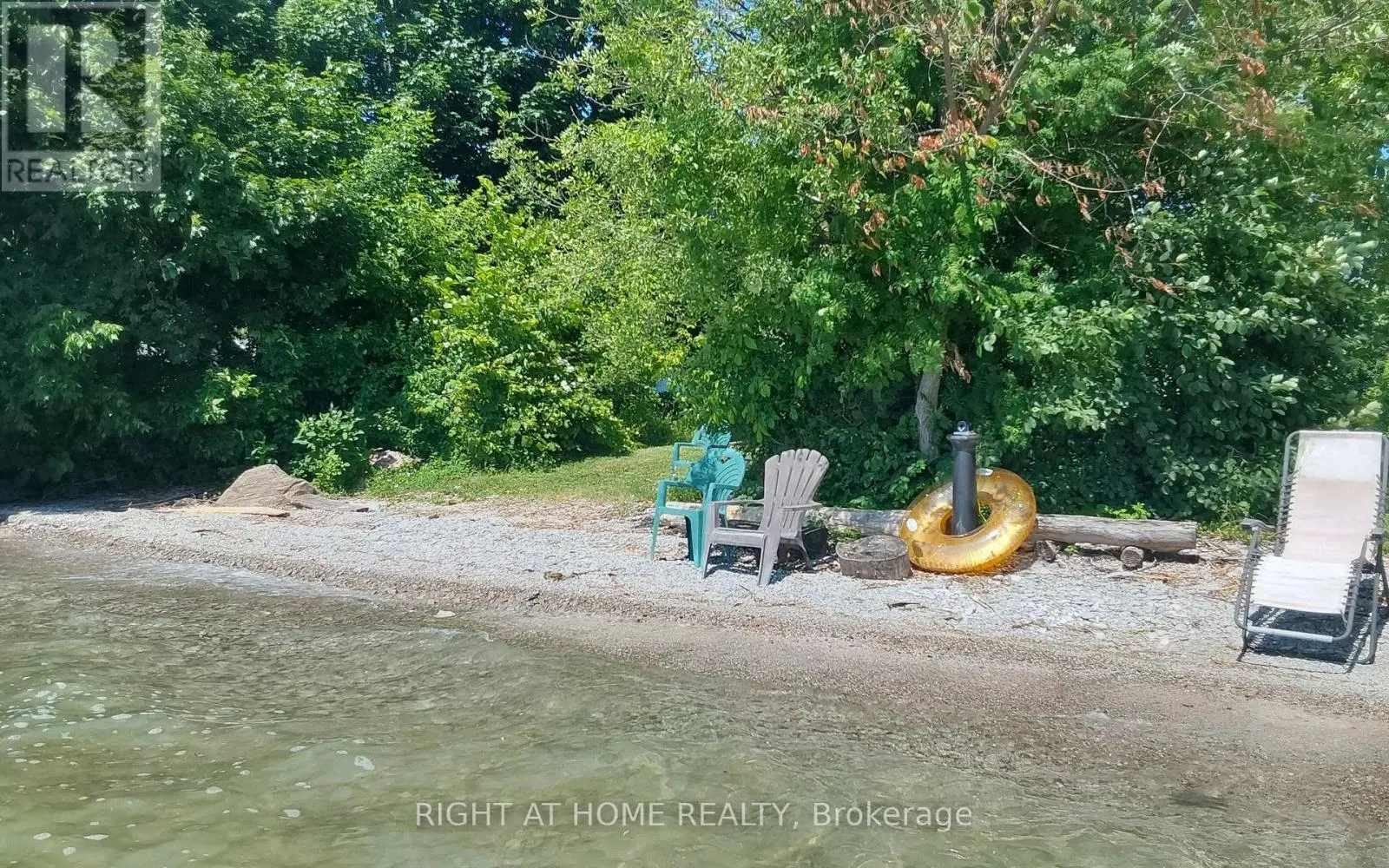 2323 LAKESHORE DRIVE