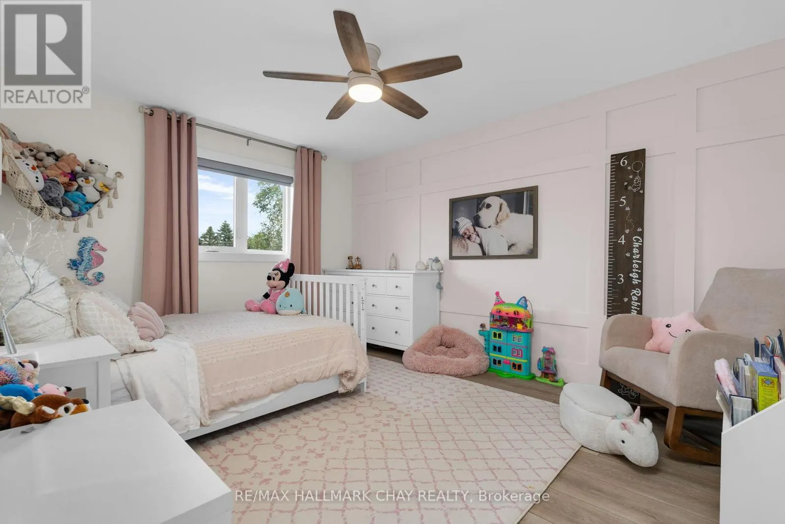 3 HEATHERWOOD DRIVE