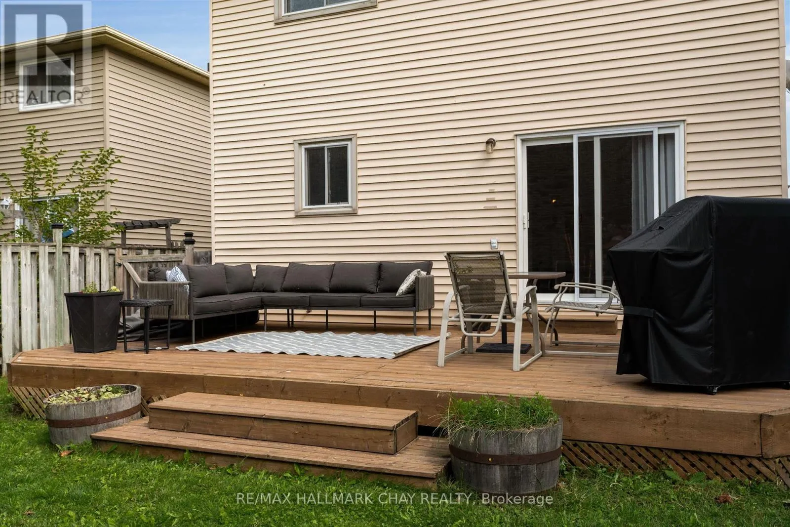 294 HICKLING TRAIL