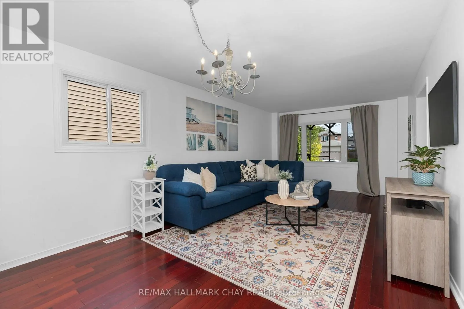 294 HICKLING TRAIL