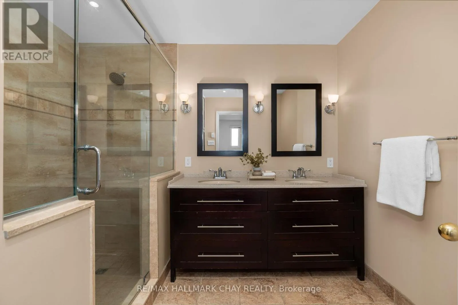 294 HICKLING TRAIL