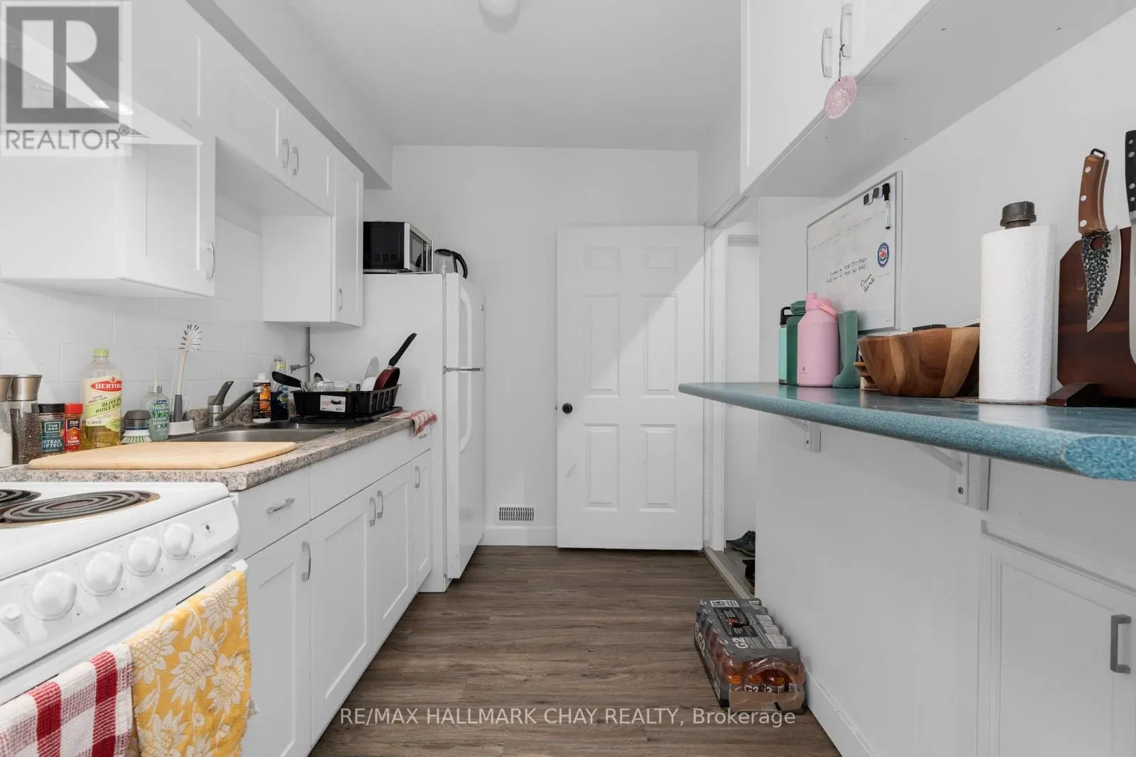 294 HICKLING TRAIL
