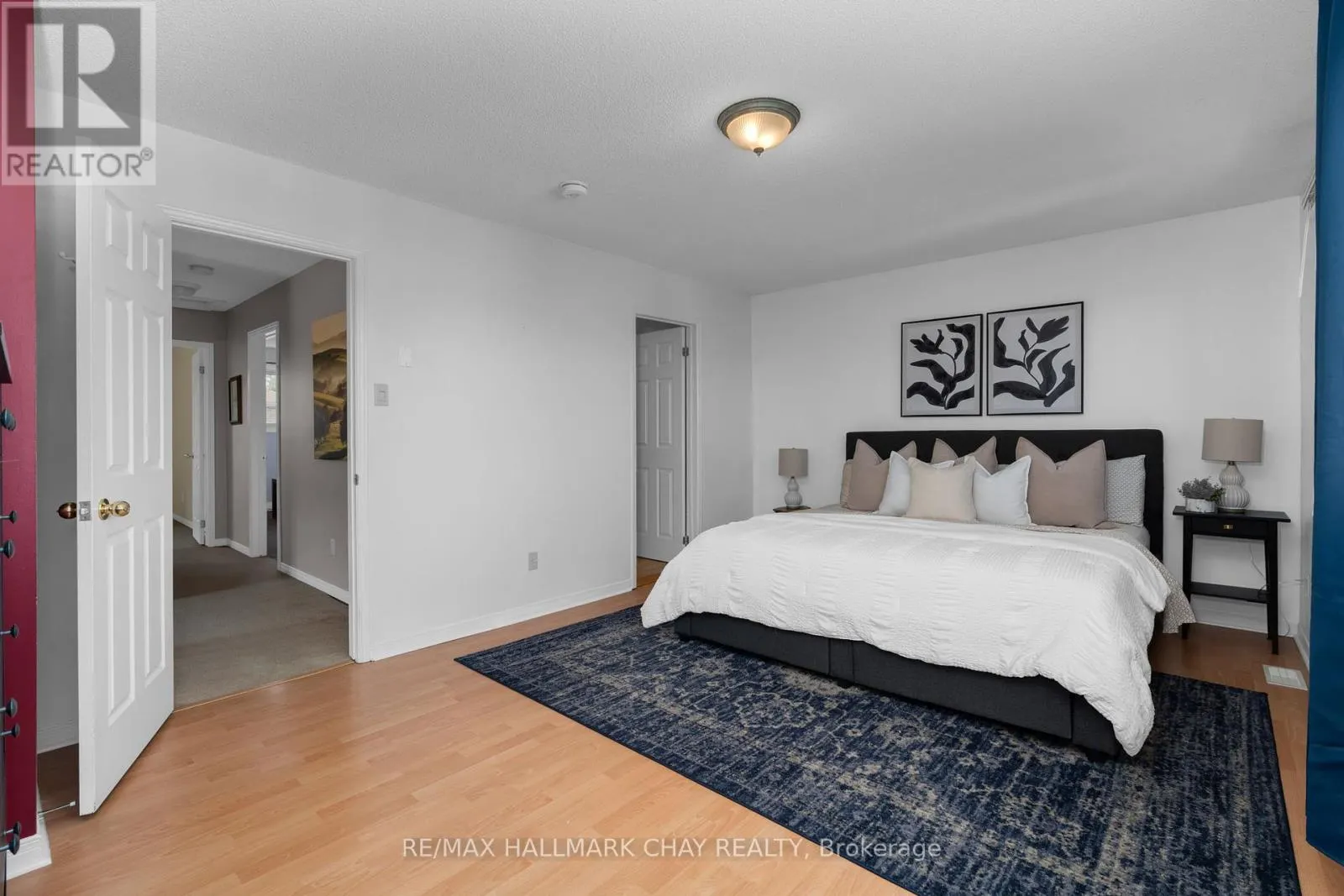294 HICKLING TRAIL