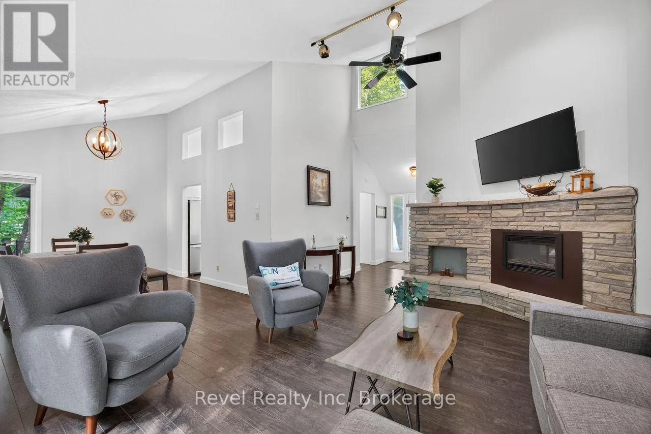 78 FOREST CIRCLE