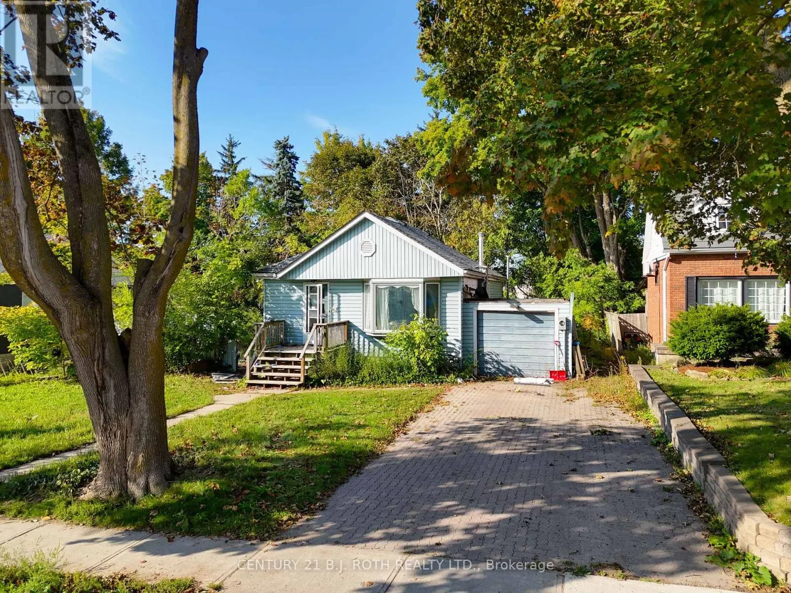 162 TORONTO STREET
