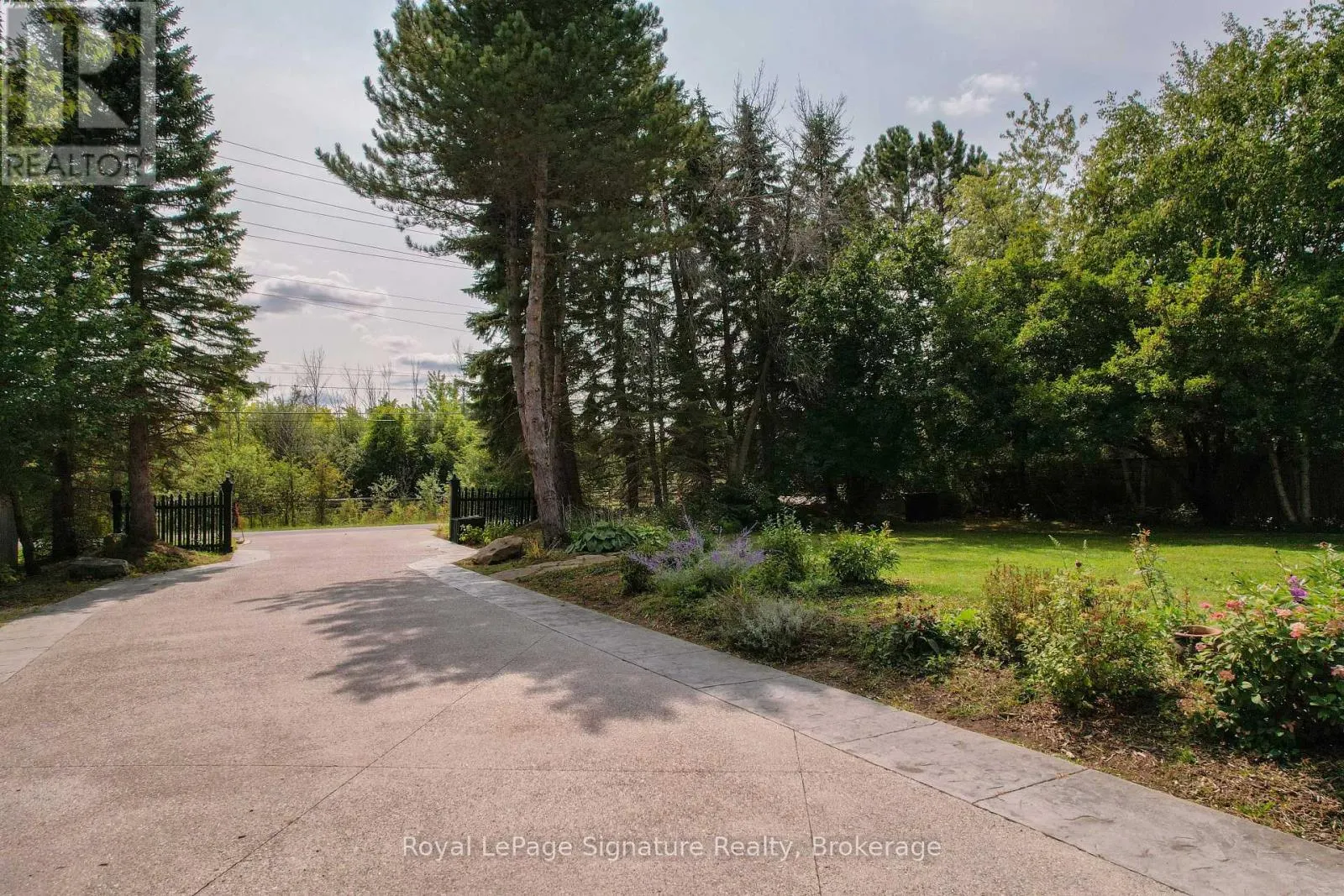 8302 POPLAR SIDE ROAD