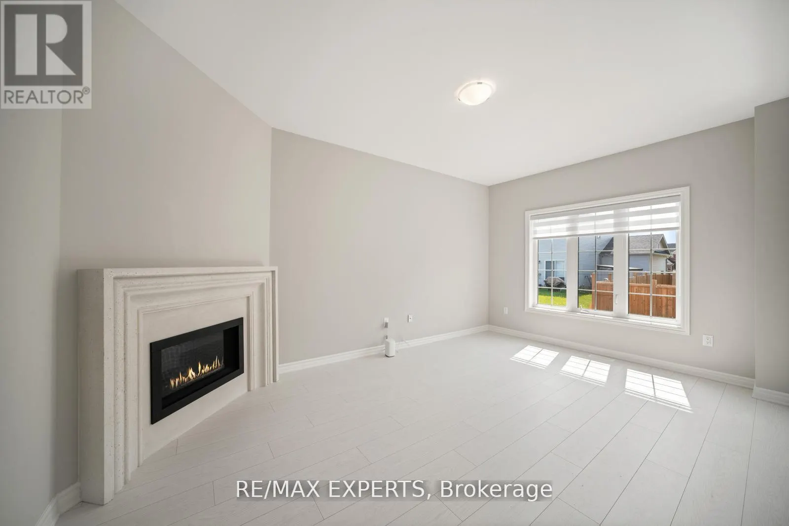 216 CUBITT STREET