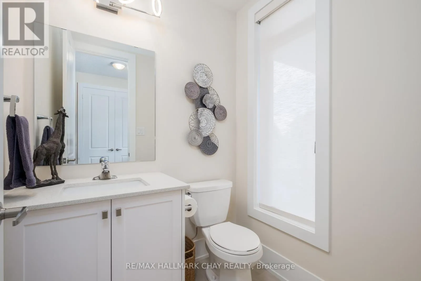 38 RUGMAN CRESCENT