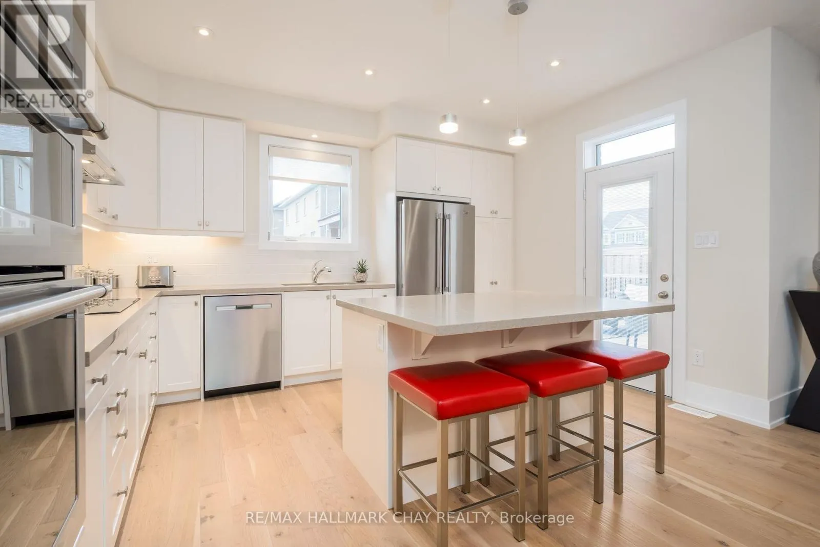 38 RUGMAN CRESCENT