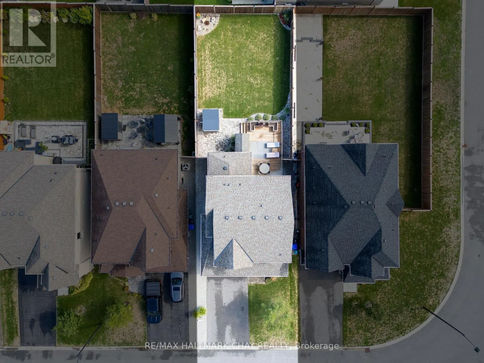 38 RUGMAN CRESCENT