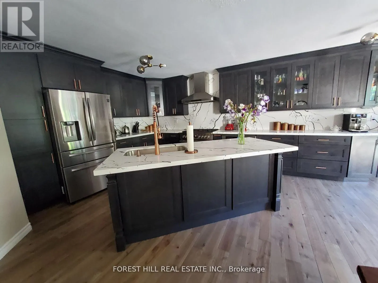 7 TAMARACK WAY