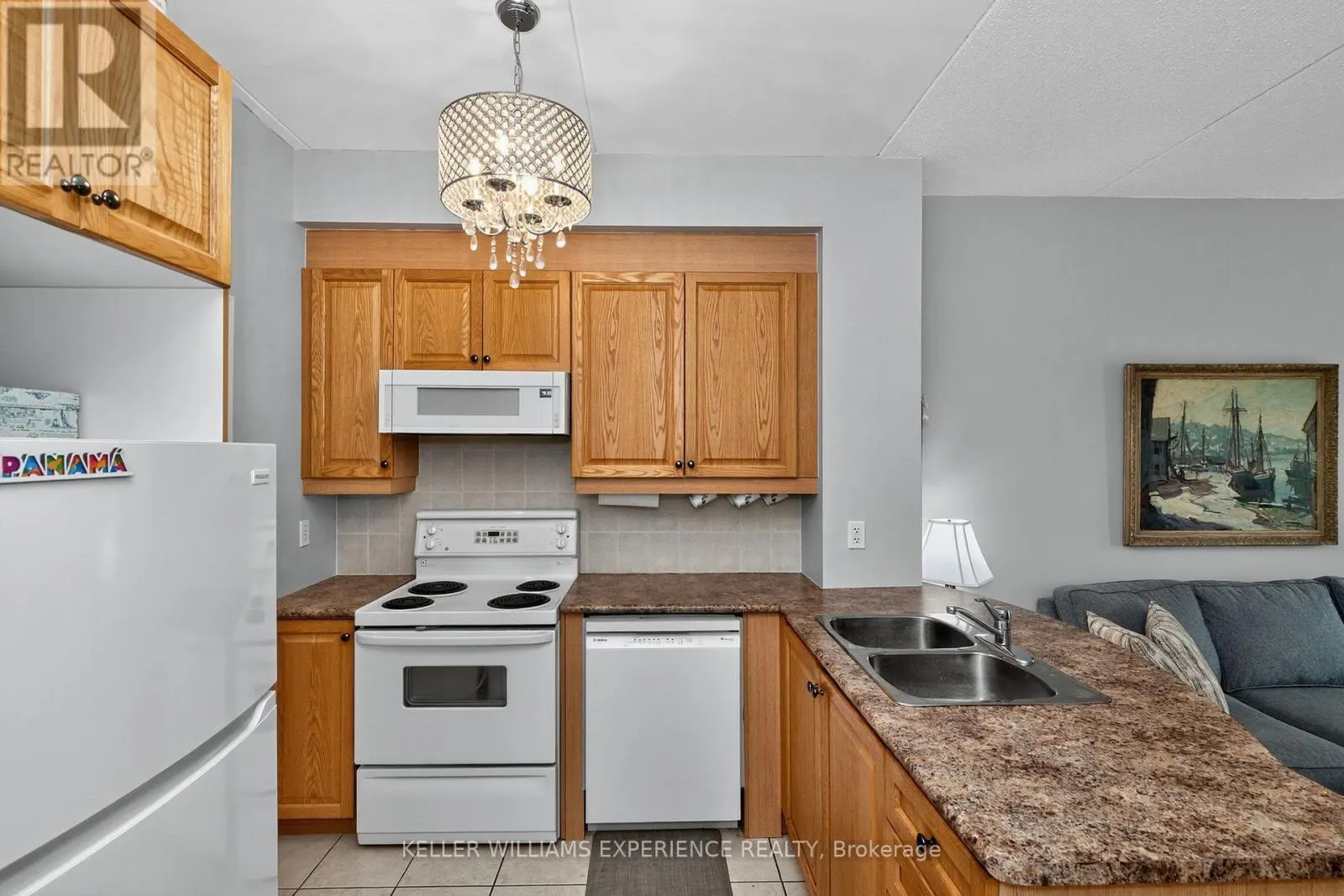 111 - 280 ABERDEEN BOULEVARD
