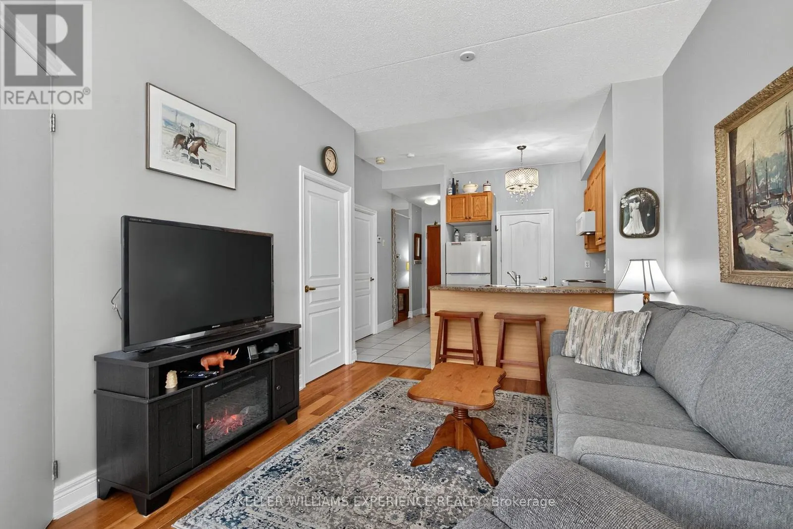 111 - 280 ABERDEEN BOULEVARD