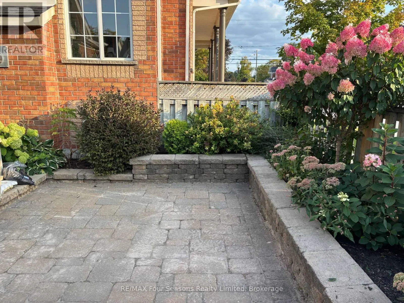 145 ONTARIO STREET