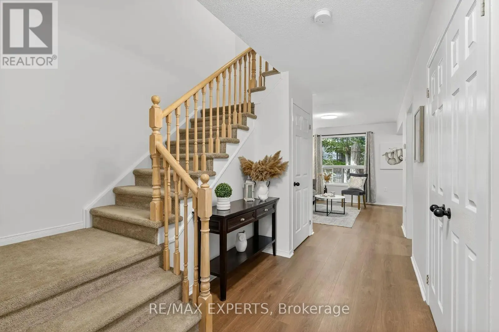 32 HUITEMA COURT