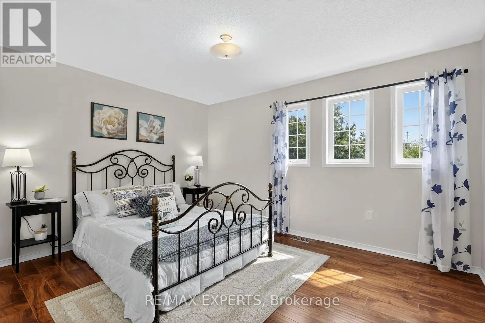 32 HUITEMA COURT