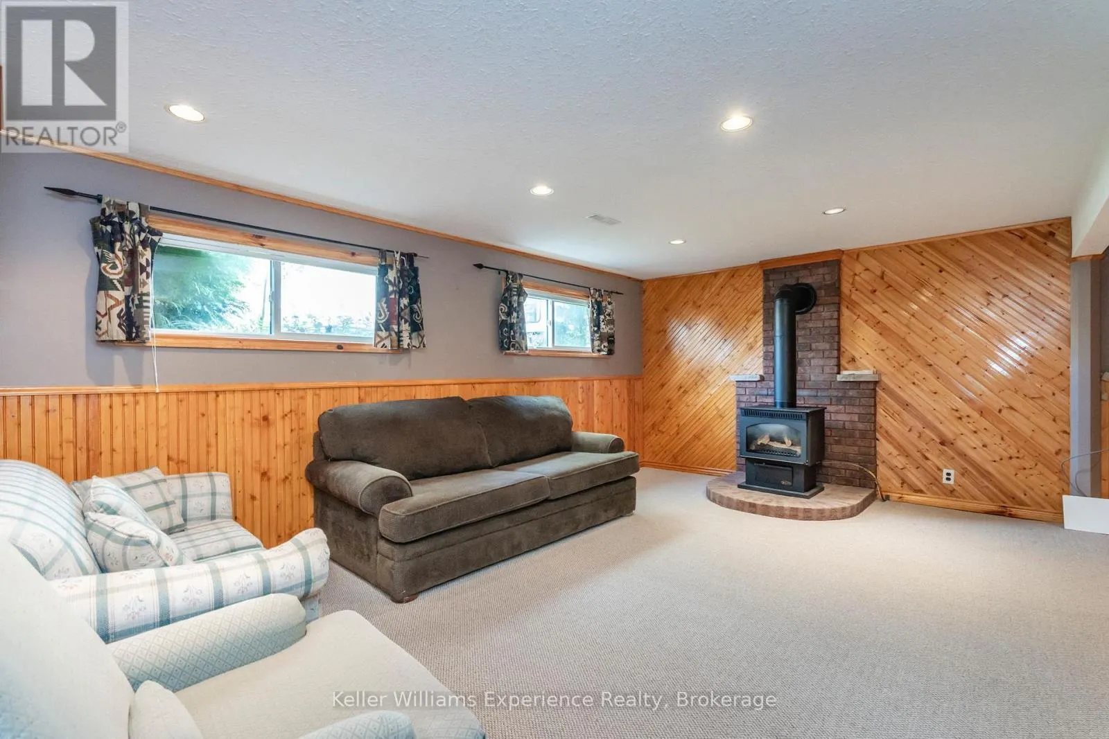 309 LESCAUT ROAD